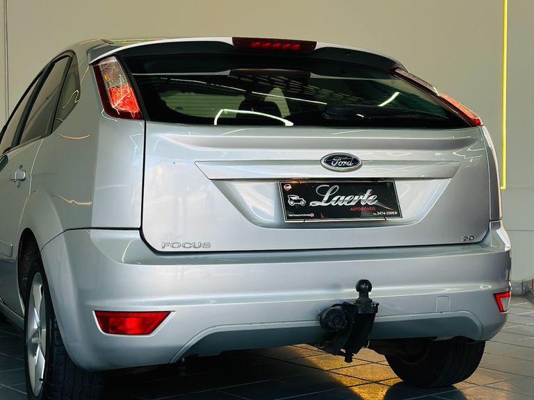 Ford Focus 2.0 16V/ 2.0 16V Flex 5p