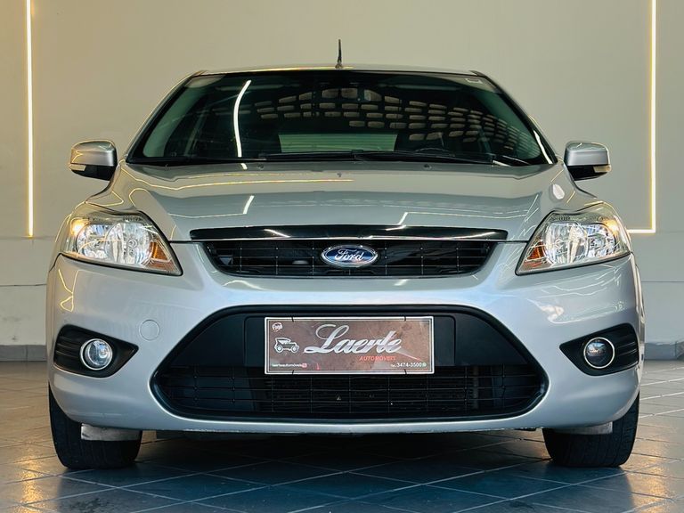 Ford Focus 2.0 16V/ 2.0 16V Flex 5p