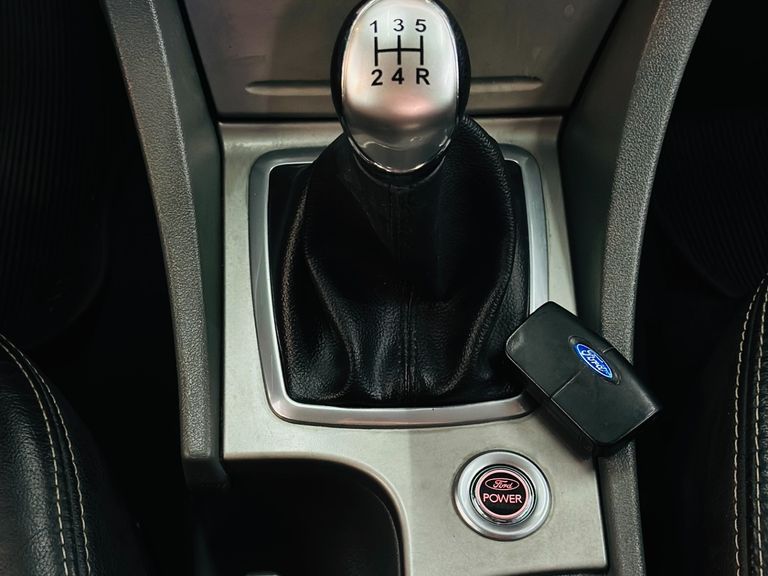 Ford Focus 2.0 16V/ 2.0 16V Flex 5p