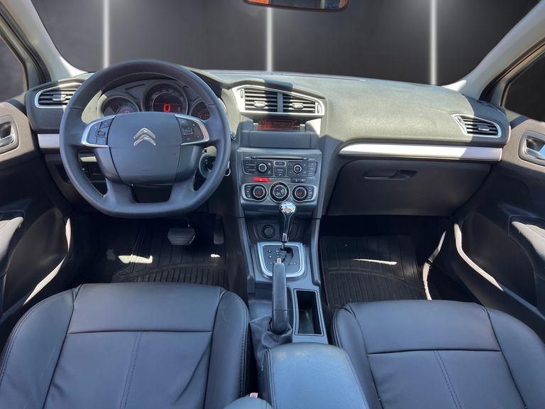 Citroën C4 LOUNGE Tendance 2.0 Flex 4p Aut.