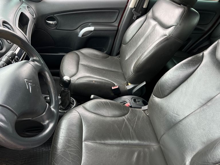 Citroën C3 GLX 1.4/ GLX Sonora 1.4 Flex 8V 5p