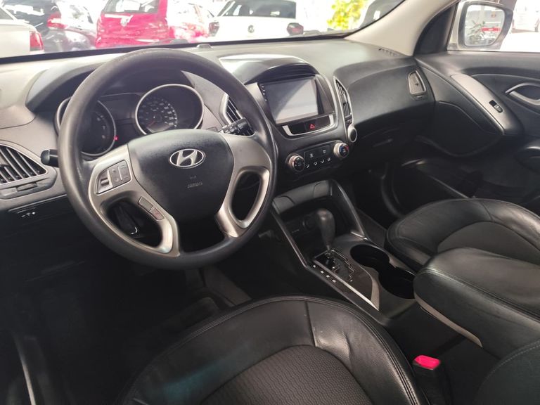 Hyundai ix35 2.0 16V 170cv 2WD/4WD Aut.