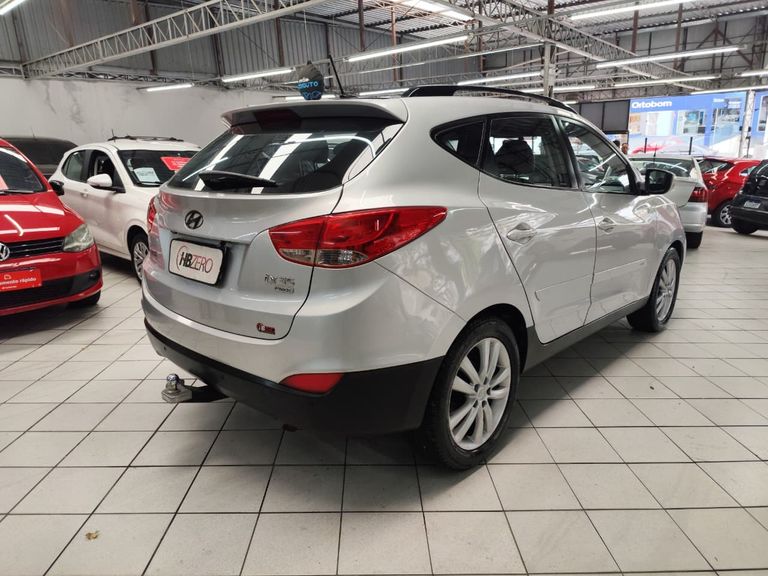 Hyundai ix35 2.0 16V 170cv 2WD/4WD Aut.
