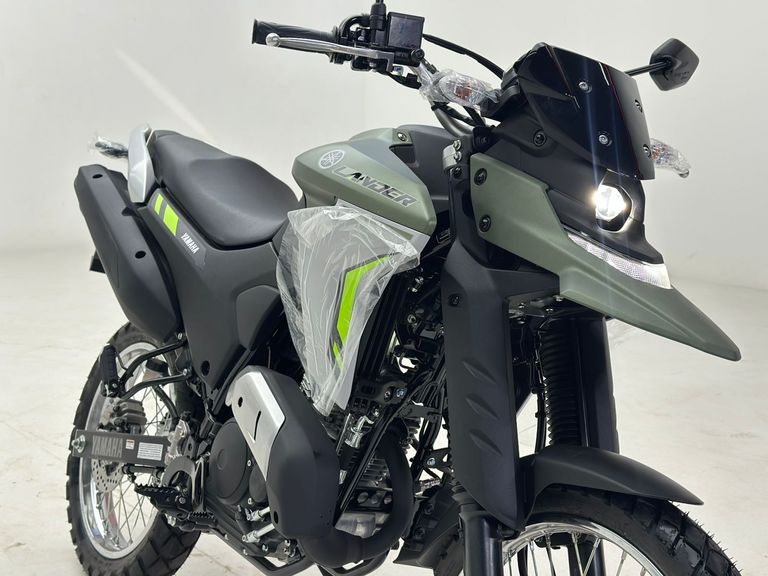YAMAHA XTZ 250 LANDER CONNECTED