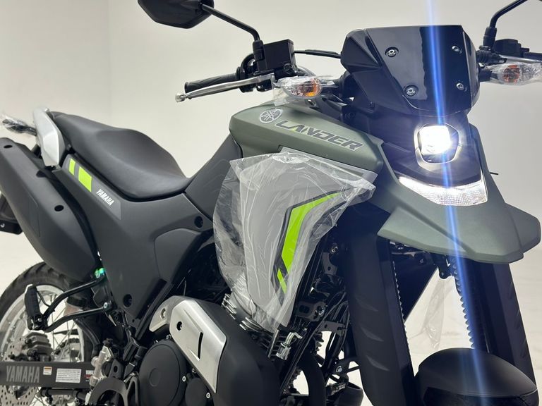YAMAHA XTZ 250 LANDER CONNECTED