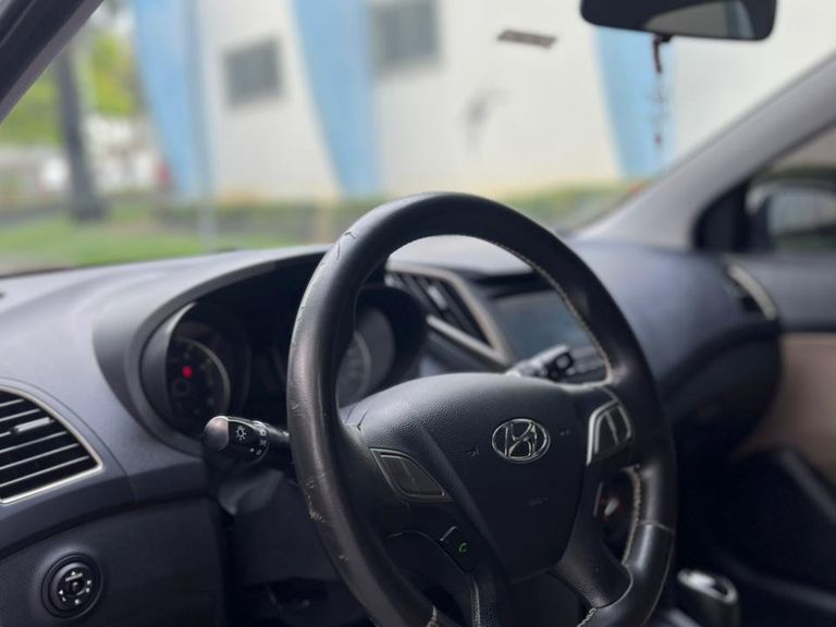 Hyundai HB20 1 Million 1.6 Flex 16V Aut.