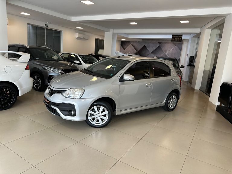 Toyota ETIOS XLS 1.5 Flex 5p Aut.