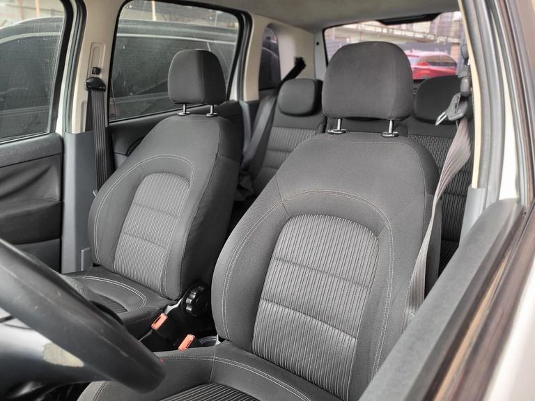 Fiat Idea ESSENCE 1.6 Flex 16V 5p