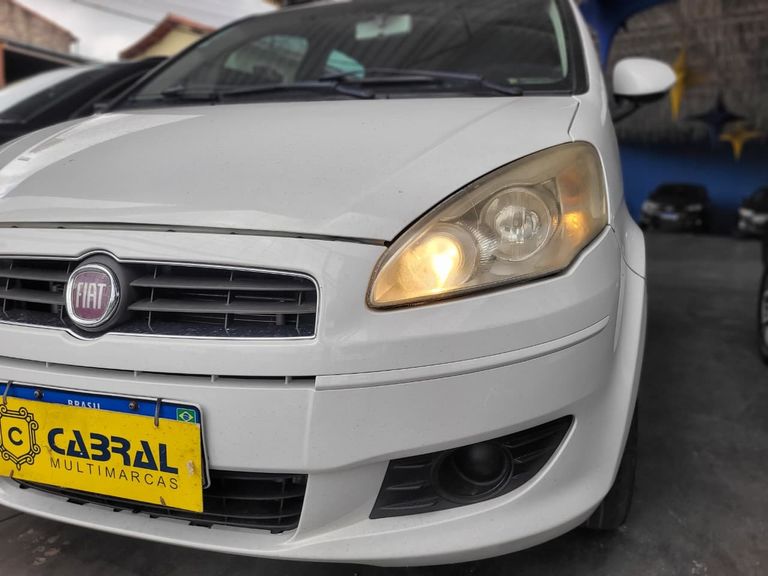 Fiat Idea ESSENCE 1.6 Flex 16V 5p