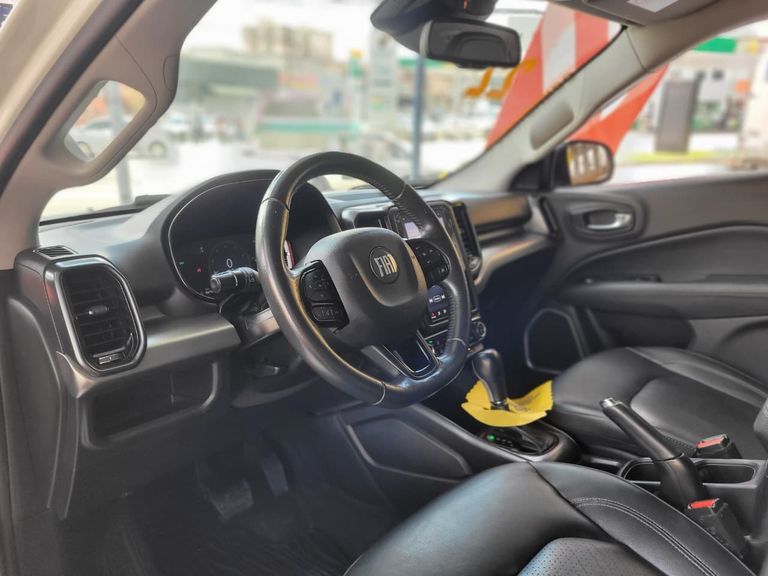 Fiat Toro Volcano 1.3 T270 4x2 Flex Aut.