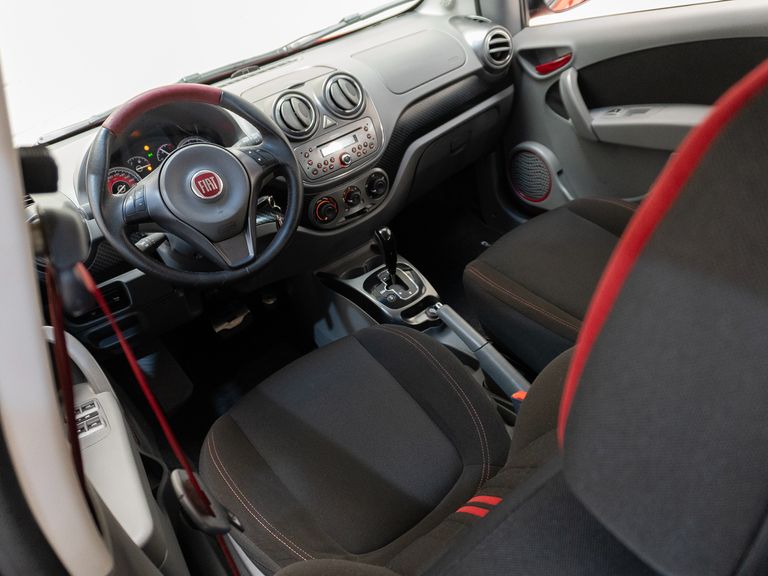 Fiat Palio SPORTING Dualogic 1.6 Flex 16V 5p
