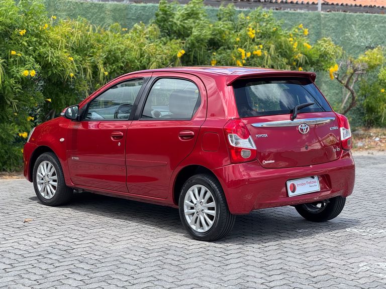 Toyota ETIOS XLS 1.5 Flex 16V 5p Mec.