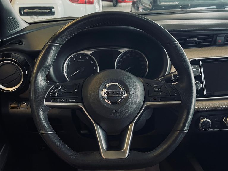 Nissan KICKS SV 1.6 16V FlexStar 5p Aut.