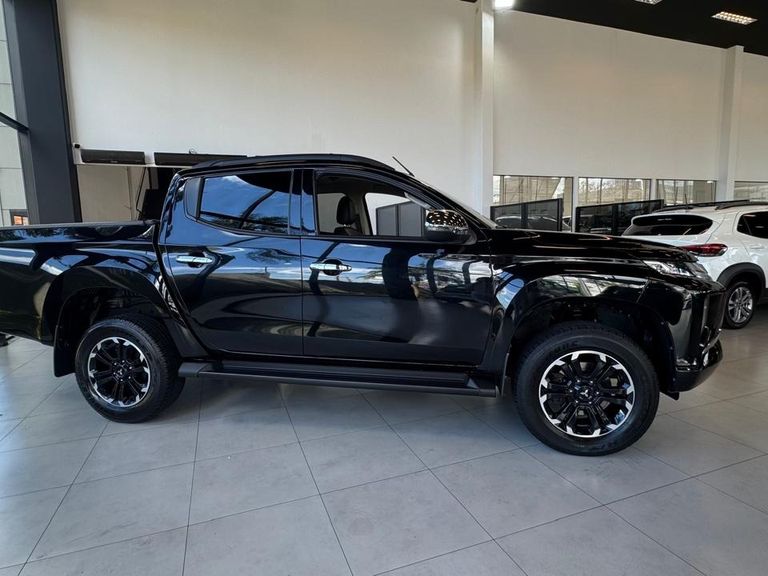 Mitsubishi L200 Triton Sport HPE 2.4 CD Diesel Aut.