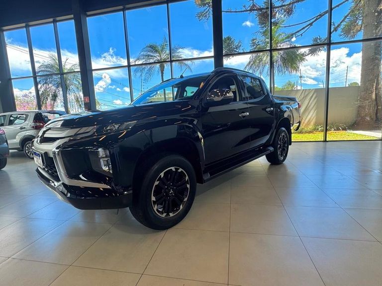 Mitsubishi L200 Triton Sport HPE 2.4 CD Diesel Aut.