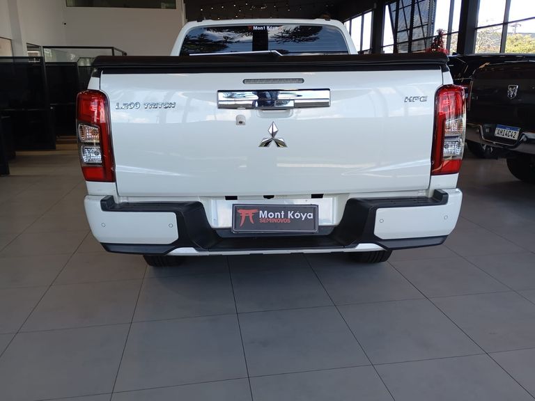 Mitsubishi L200 Triton Sport HPE 2.4 CD Diesel Aut.