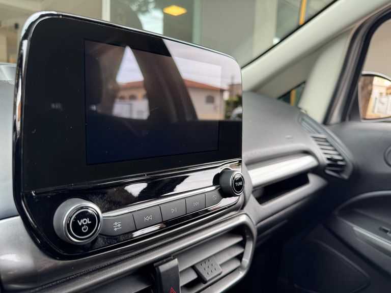 Ford EcoSport SE 1.5 12V Flex 5p Mec.