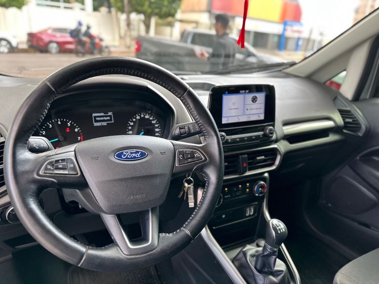 Ford EcoSport SE 1.5 12V Flex 5p Mec.