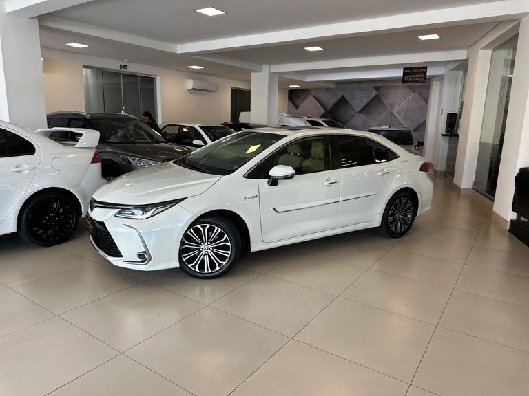 Toyota Corolla Altis Prem. 1.8 Aut. (Híbrido)