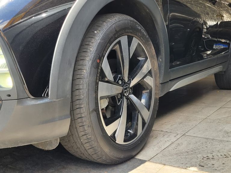 VolksWagen Nivus Highline 1.0 200 TSI Flex Aut.