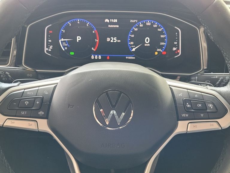 VolksWagen Nivus Highline 1.0 200 TSI Flex Aut.