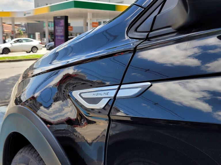 VolksWagen Nivus Highline 1.0 200 TSI Flex Aut.