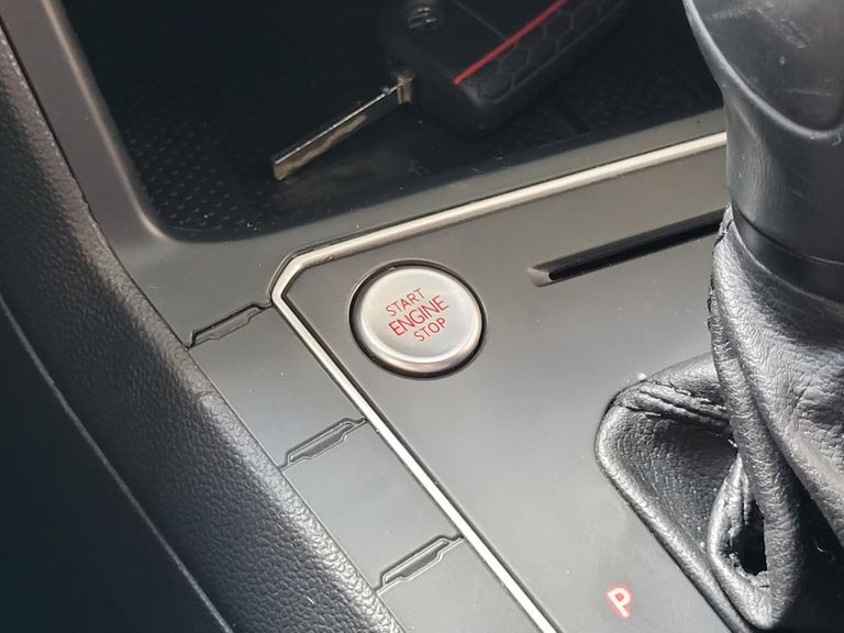 VolksWagen Nivus Highline 1.0 200 TSI Flex Aut.