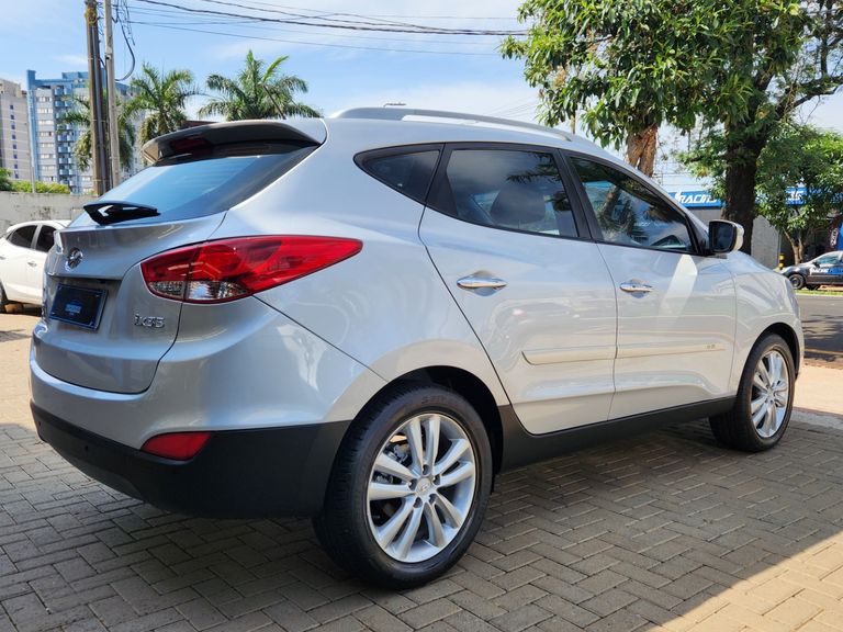 Hyundai ix35 2.0 16V 170cv 2WD/4WD Aut.