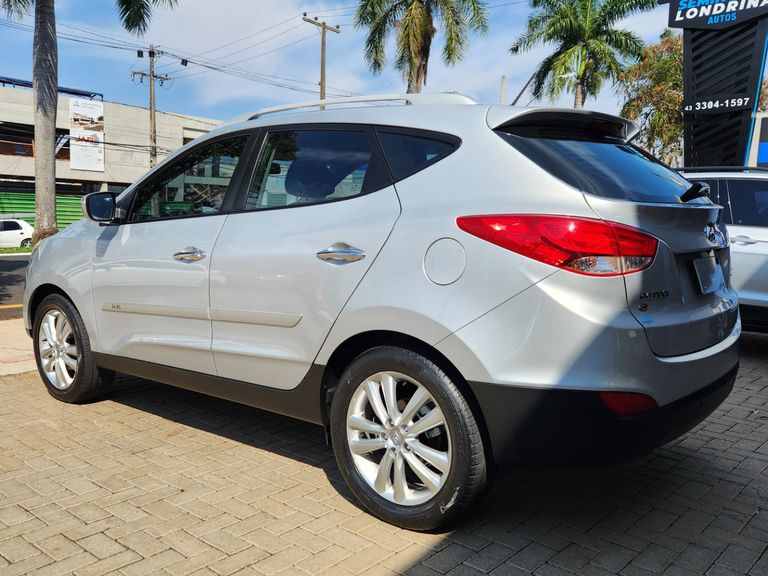 Hyundai ix35 2.0 16V 170cv 2WD/4WD Aut.