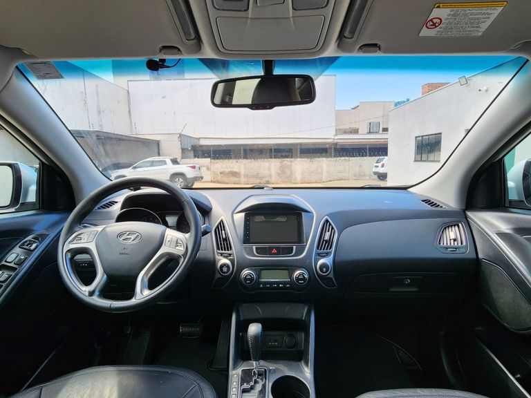 Hyundai ix35 2.0 16V 170cv 2WD/4WD Aut.