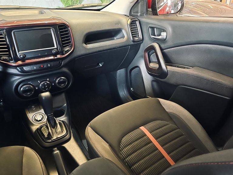 Fiat Toro Freedom 1.8 16V Flex Aut.