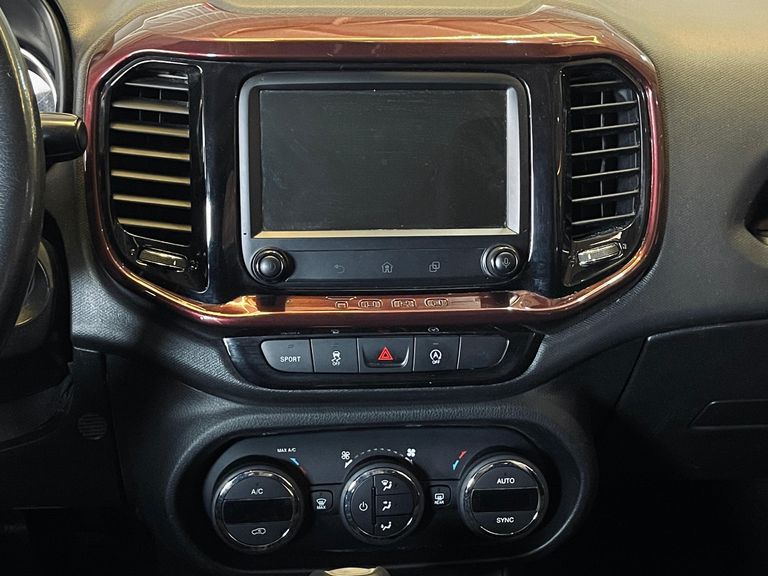 Fiat Toro Freedom 1.8 16V Flex Aut.