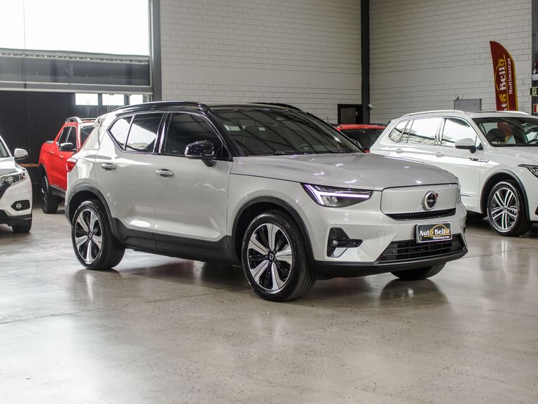Volvo XC 40 Recharge Plus (Elétrico)