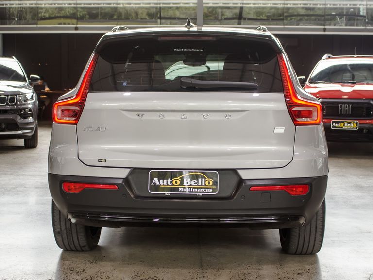Volvo XC 40 Recharge Plus (Elétrico)