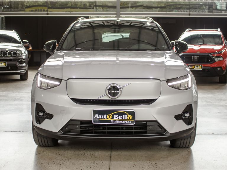 Volvo XC 40 Recharge Plus (Elétrico)