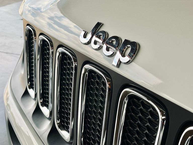Jeep Renegade Sport 1.8 4x2 Flex 16V Mec.