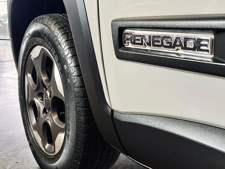 Jeep Renegade Sport 1.8 4x2 Flex 16V Mec.