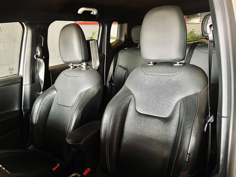 Jeep Renegade Sport 1.8 4x2 Flex 16V Mec.