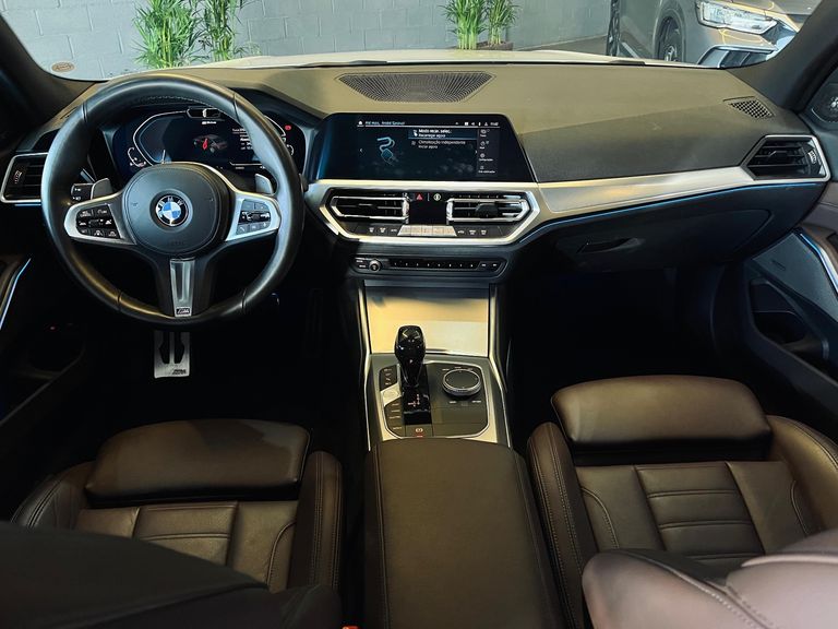 BMW 330e M Sport 2.0 Turbo Aut. (Híbrido)
