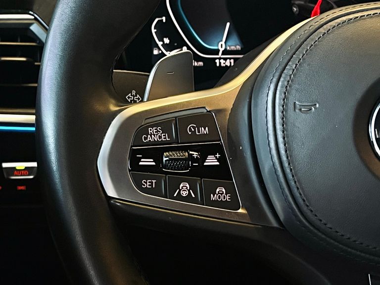 BMW 330e M Sport 2.0 Turbo Aut. (Híbrido)