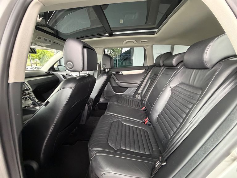 VolksWagen Passat Variant Turbo 2.0 FSI Tiptron. 5p