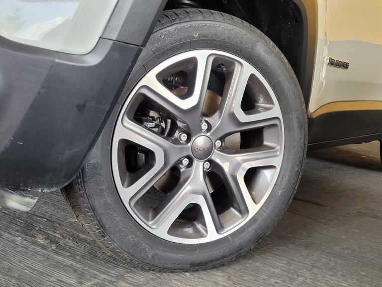 Jeep Renegade Longitude 1.8 4x2 Flex 16V Aut.