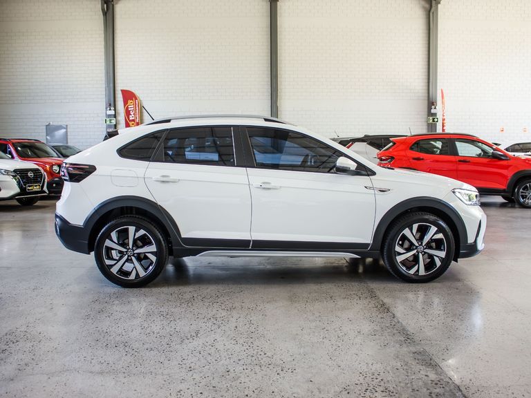 VolksWagen Nivus Highline 1.0 200 TSI Flex Aut.