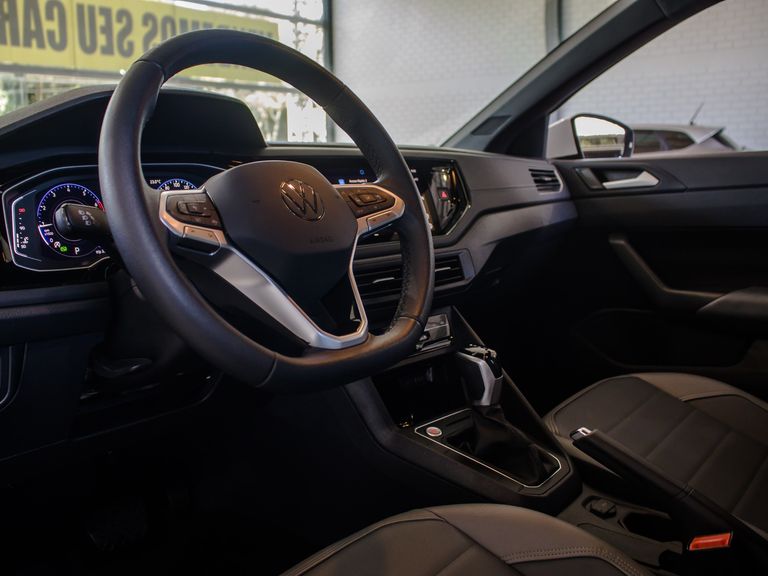 VolksWagen Nivus Highline 1.0 200 TSI Flex Aut.