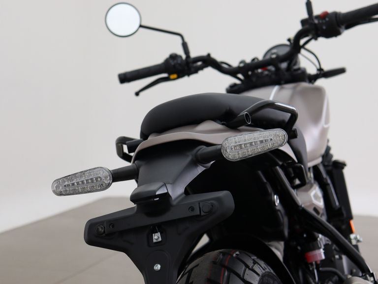 Royal Enfield Peix Bronze