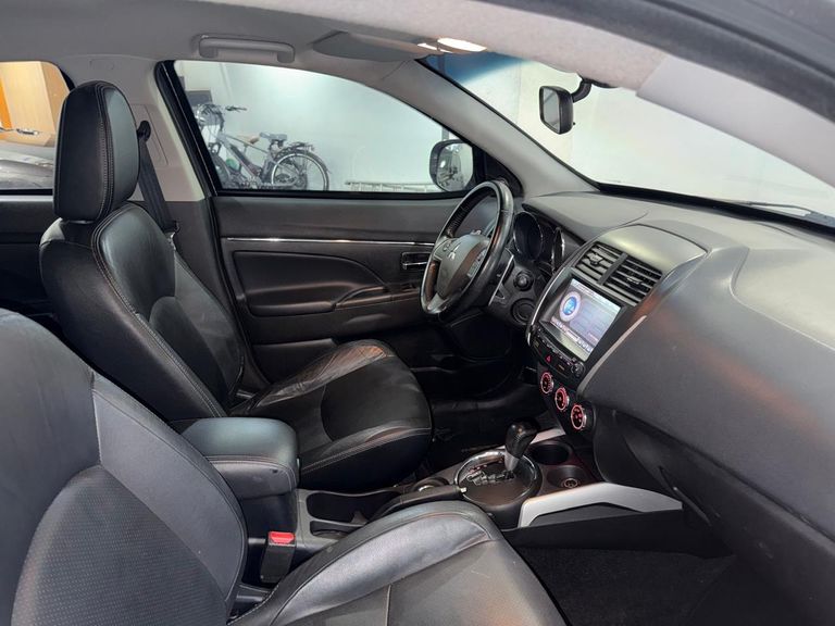 Mitsubishi ASX 2.0 16V 4x4 160cv Aut.