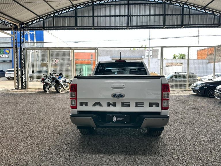 Ford Ranger XLS 2.2 4x2 CD Diesel Aut.