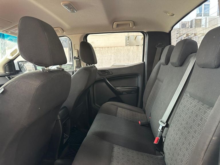 Ford Ranger XLS 2.2 4x2 CD Diesel Aut.