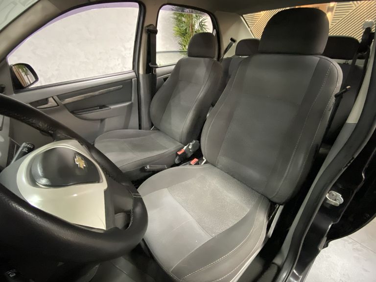 Chevrolet PRISMA  Sed. Maxx/ LT 1.4 8V ECONOF. 4p