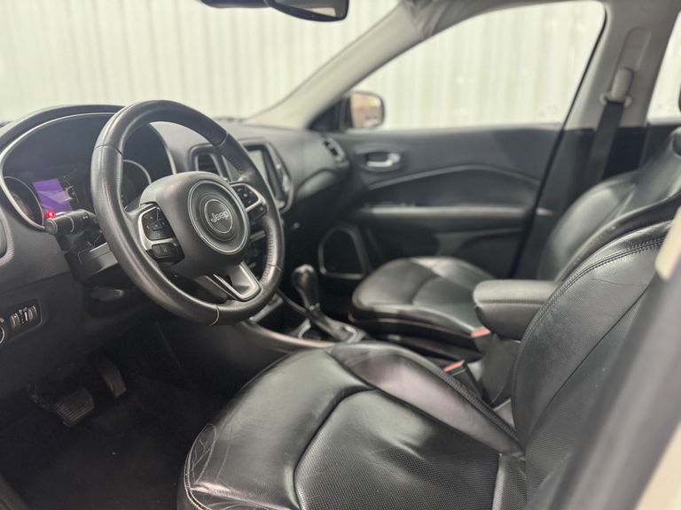 Jeep COMPASS LONGITUDE 2.0 4x2 Flex 16V Aut.